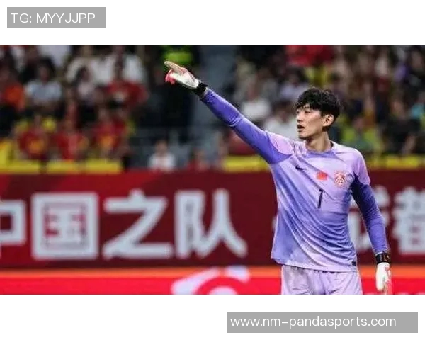 国足球星重磅签约引发热议未来职业生涯走向备受球迷关注