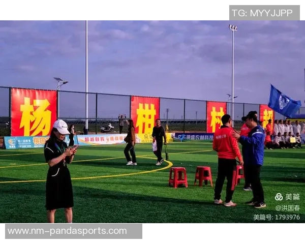 湛江足球球星崛起背后的故事与梦想之路 湛江足球球星崛起背后的故事与梦想之路